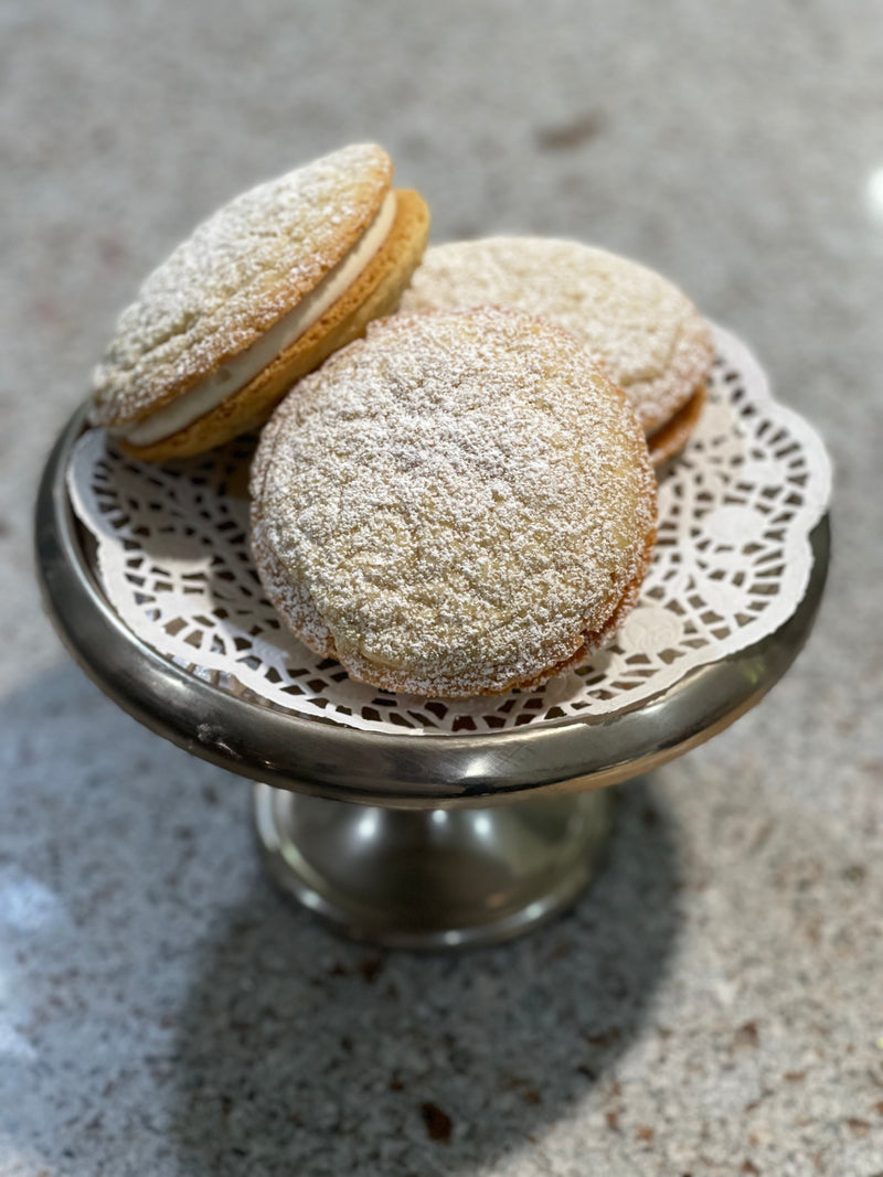 Golden Oreo Cakesters